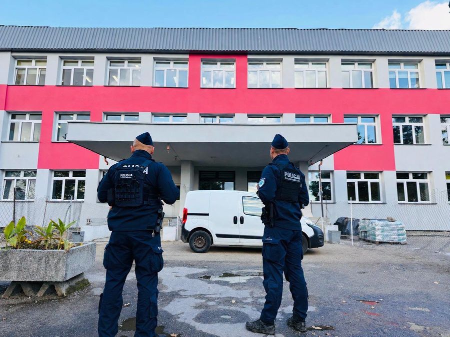 Żuromin: dodatkowe patrole policji w pobliżu szkół